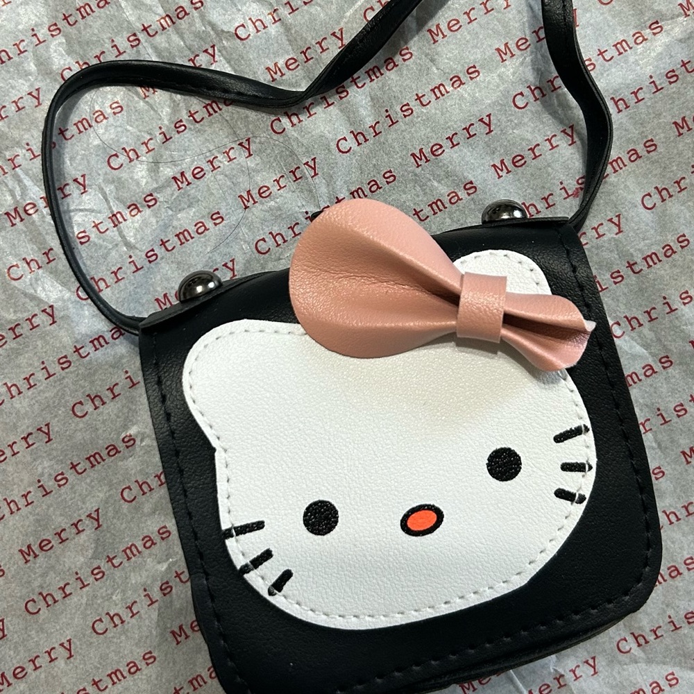 Hello Kitty Bundle - Picture 4 of 4